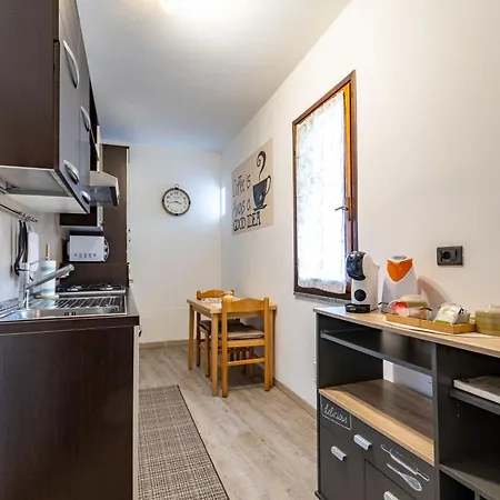 Apartment Solelago Dormelletto, Garden, Patio, Wi-fi, Ac